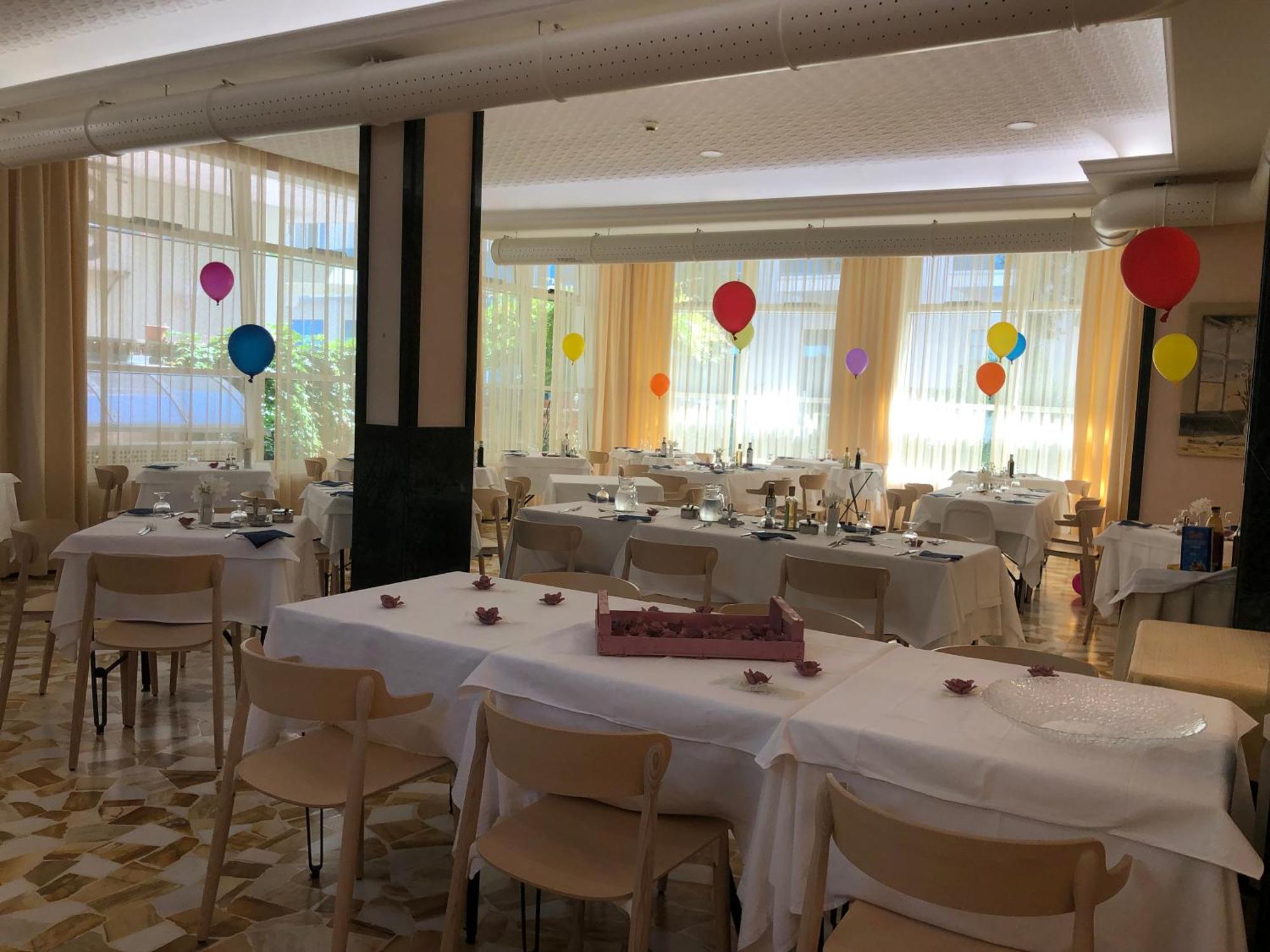 Hotel Lazzarini Bellaria-Igea Marina Extérieur photo