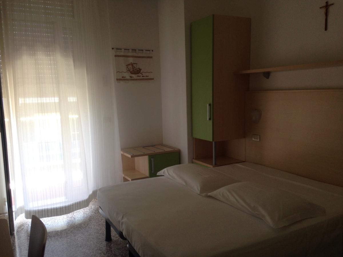 Hotel Lazzarini Bellaria-Igea Marina Extérieur photo